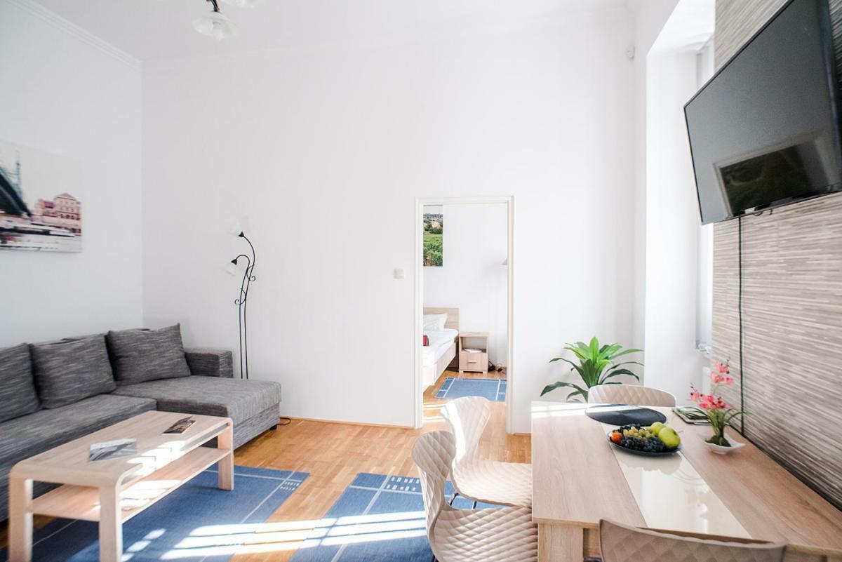 Apartament Regiposta Street 2 - Center *